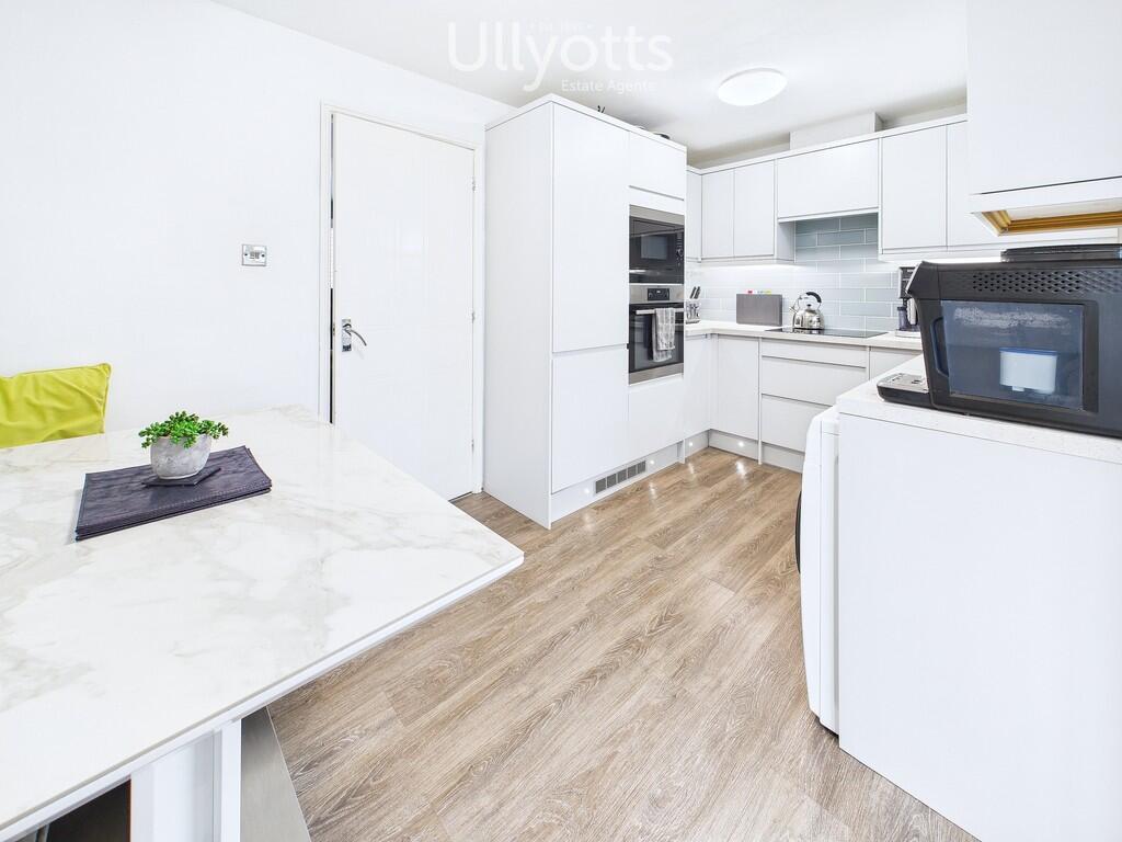 Kitchen/Dining Ar...