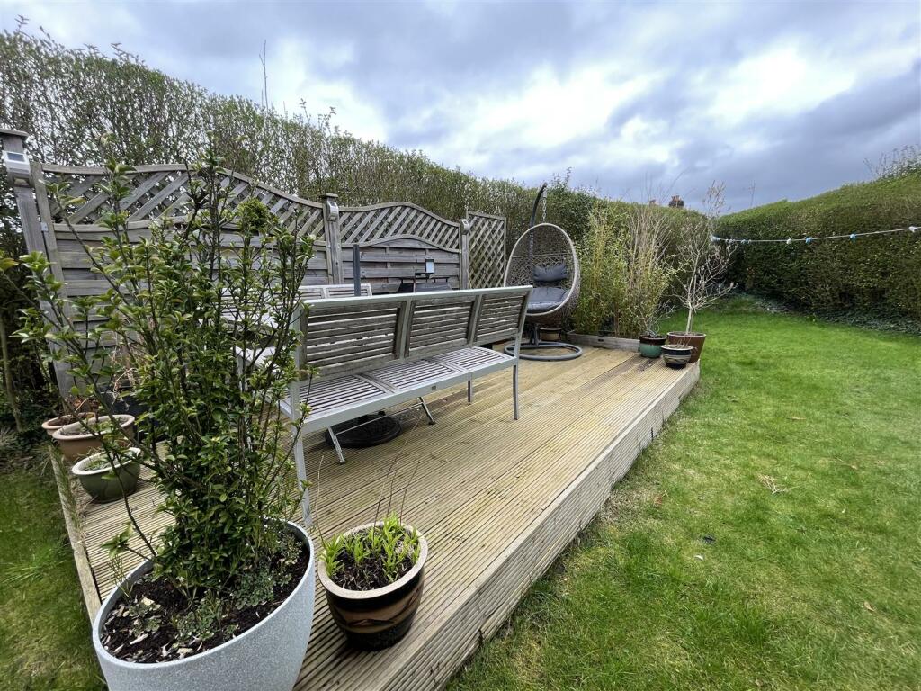 Patio Aspect 2.jpg