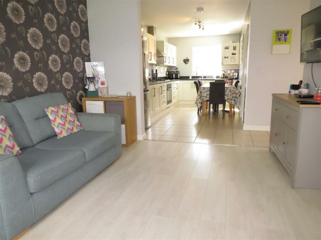 Dining Area to Kitchen