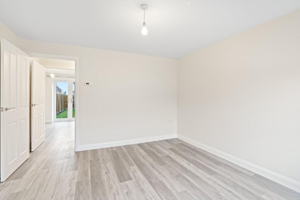 Unfurnished Lounge