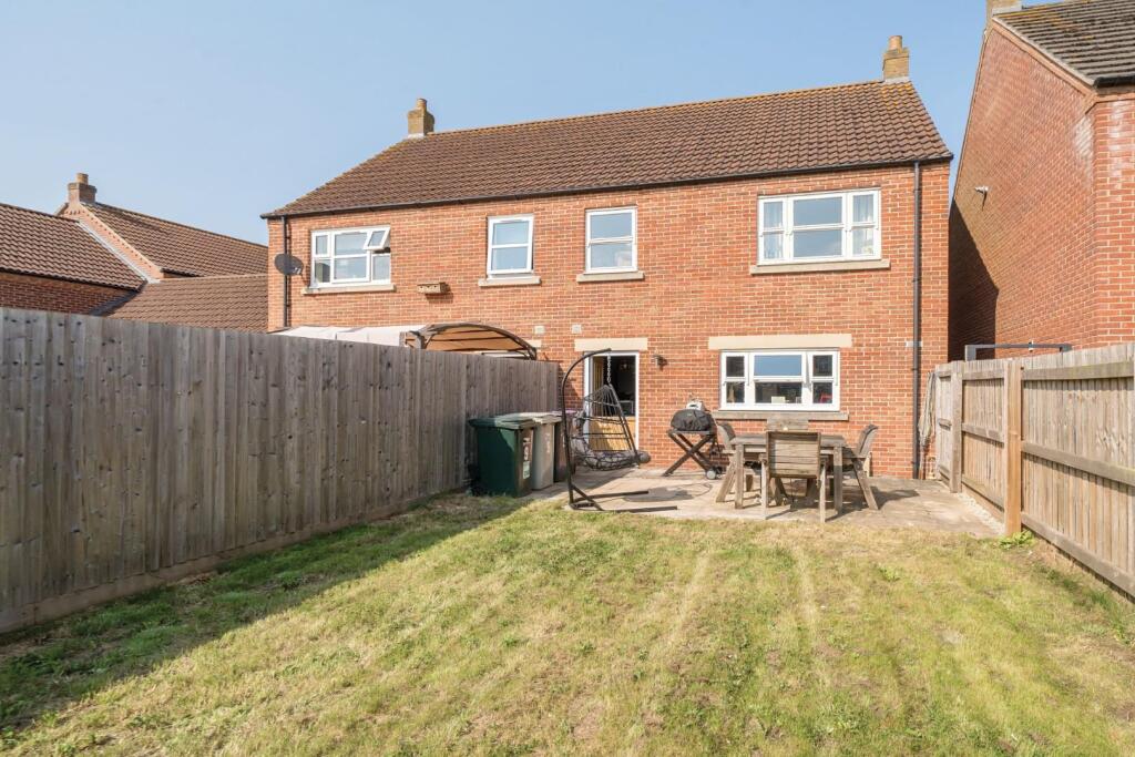 REAR OF THE PROPERTY.jpg