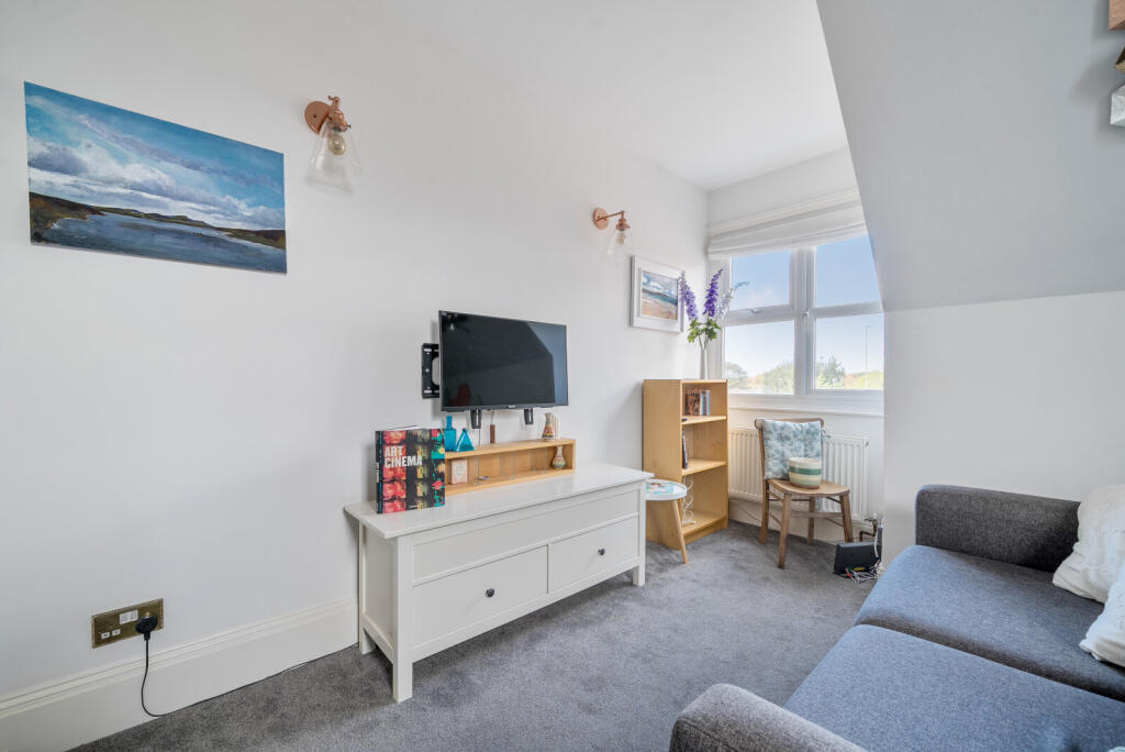 1346249-5-68aecb4...