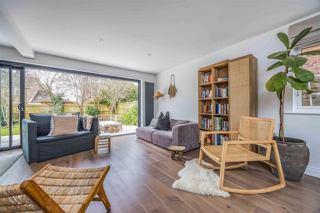 St. Ebbes Cottage, Victoria Road, Hayling Island-S