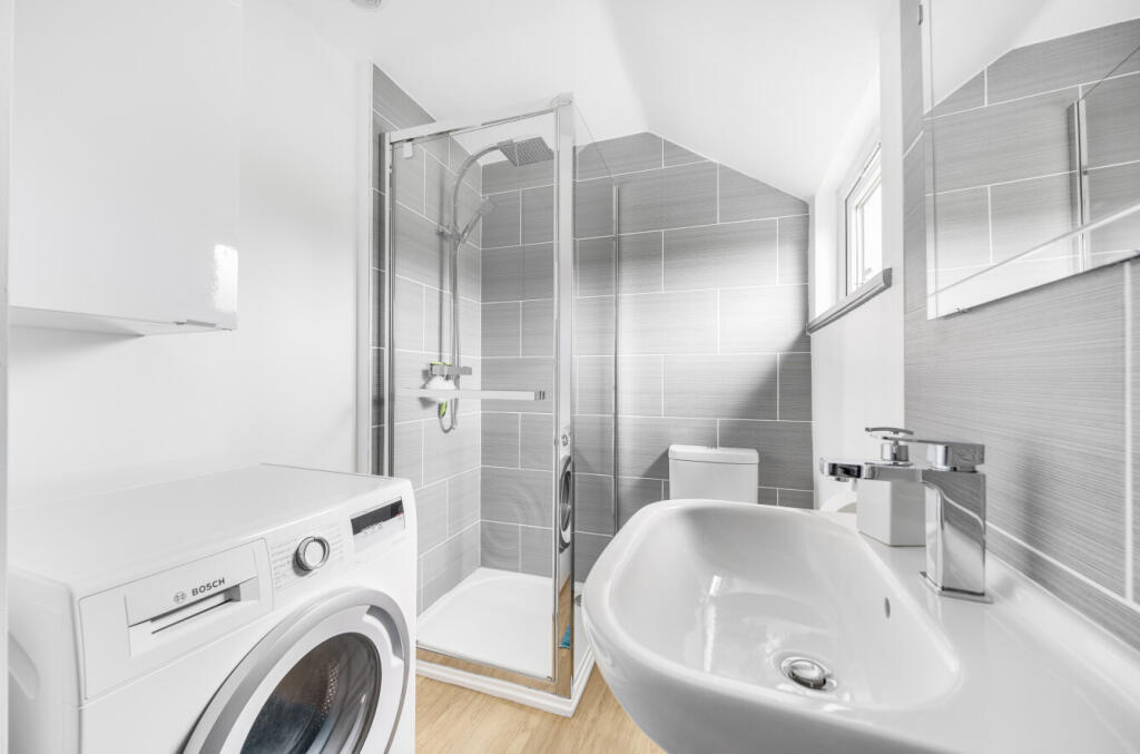 26-6821fb83cc700-...