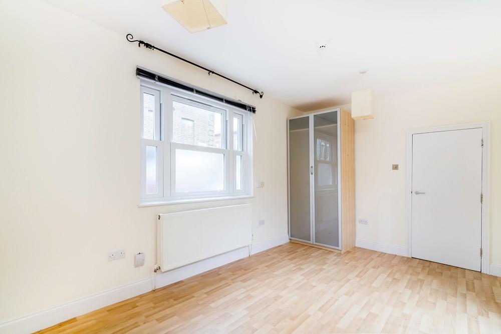 Studio Room 