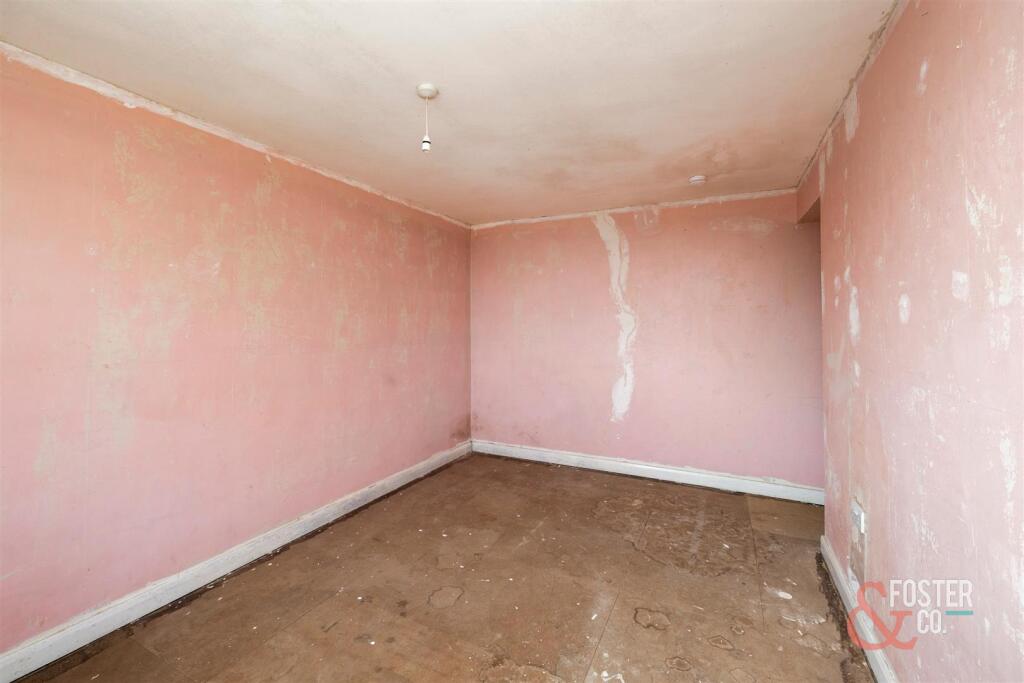 Buckingham Road 97, Flat H-005.JPG