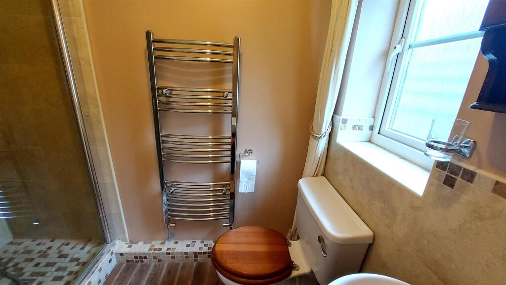 Ensuite.jpg