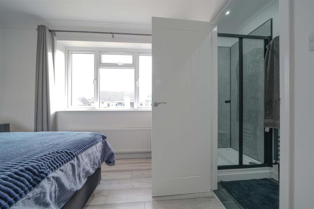 BedroomOne2.jpg