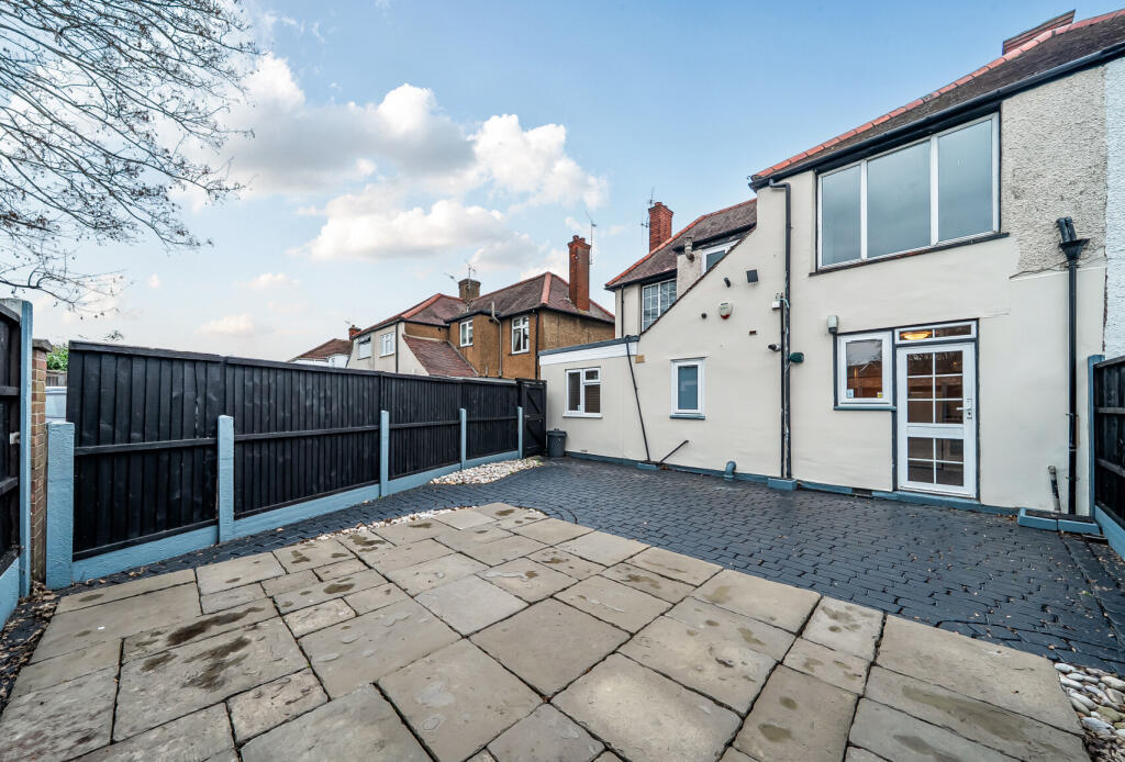 1393378-5-694ac82...