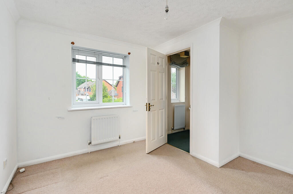 8 Farleys way tn3...