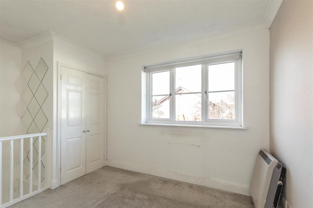 11 Sandringham Mews-22.jpg