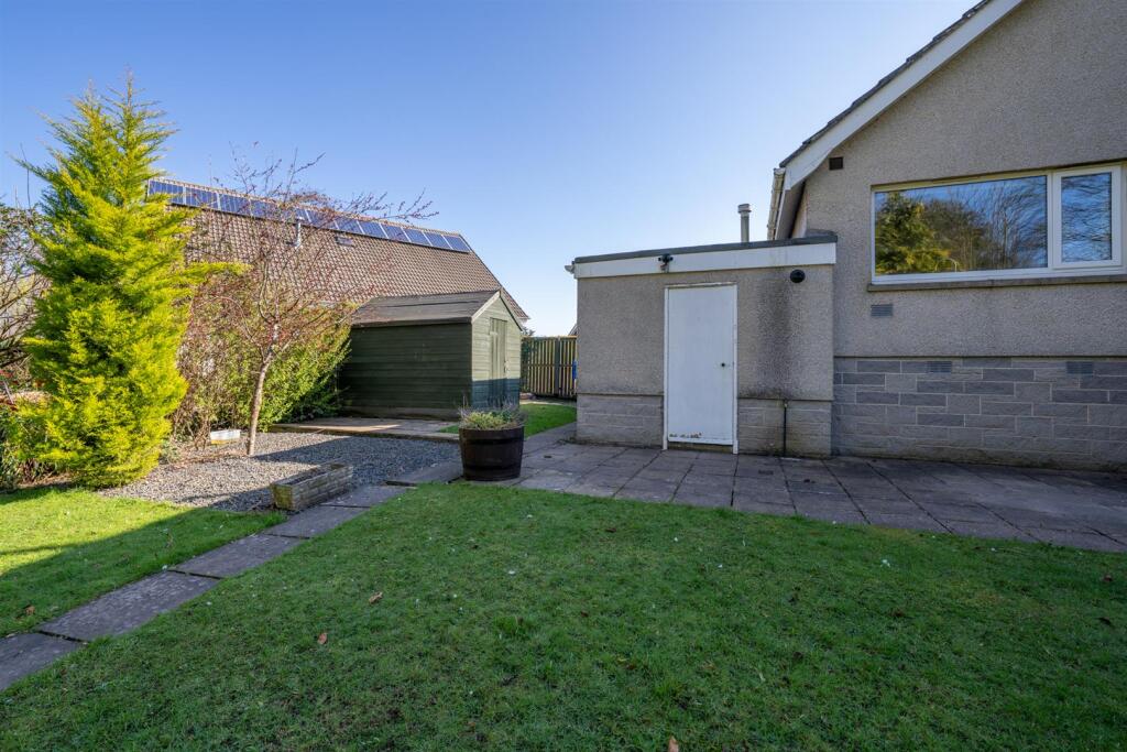 24 Pinnnaclehill Park-26.jpg