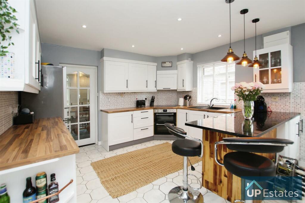 Breakfast Kitchen