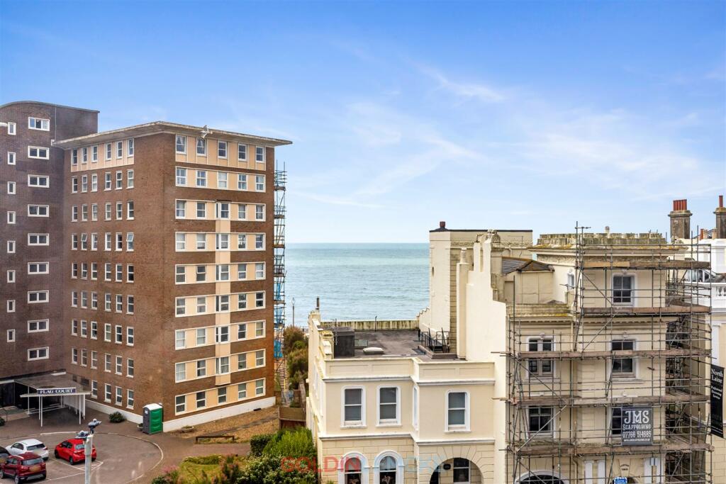 St. Catherine&#39;s Terrace, Albany Towers, 7-007.jpg