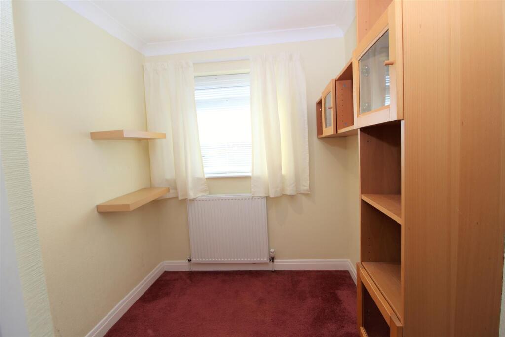 Bedroom 3.jpg