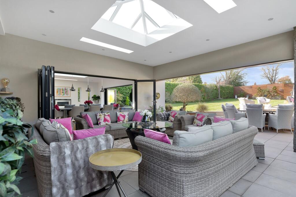 Covered Entertaining Area