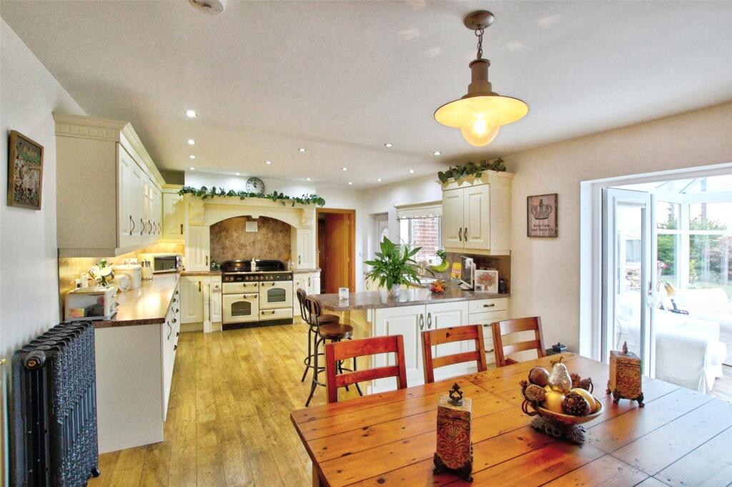 Kitchen Diner