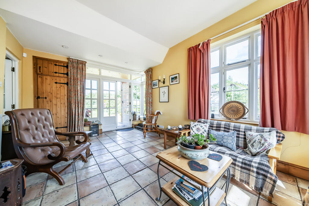 1316505-19-686eb90daea5c