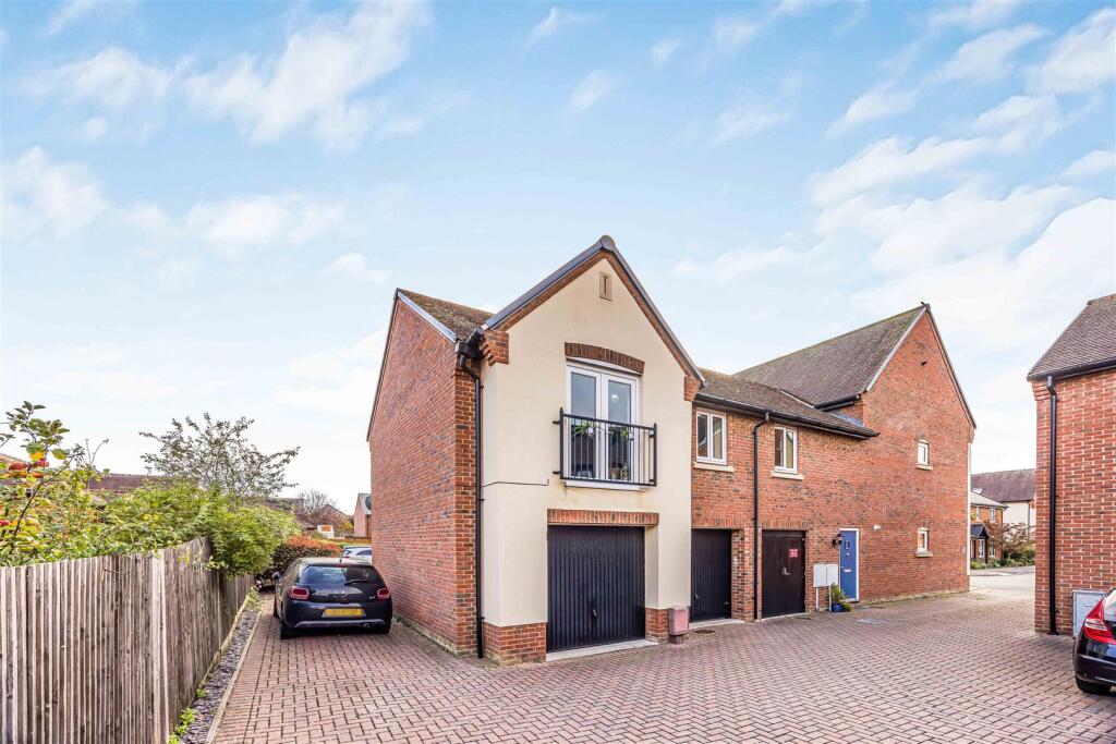 Flat 5, Mouliere Court, St. Georges Road, Denmead-