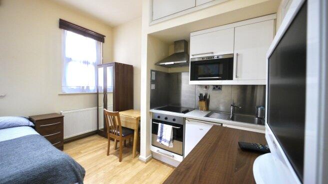 brondesbury-park-nw6-7ay-981215