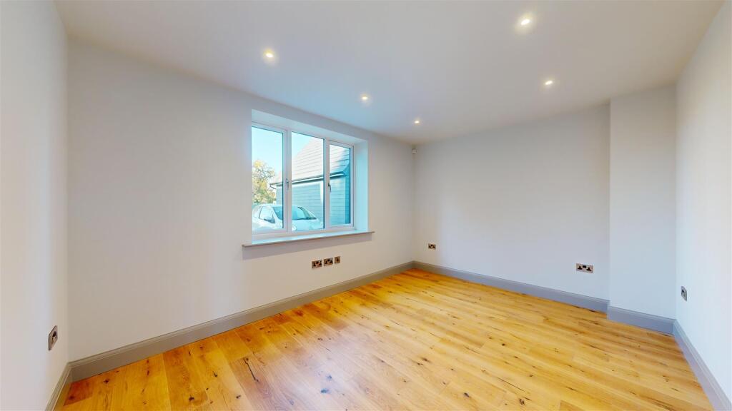 King Edwards Fields 5 Family Room.jpg