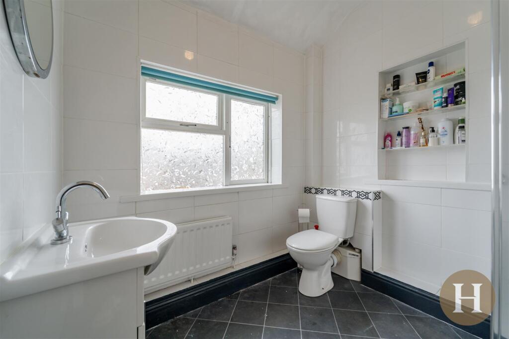 Hadleigh Estate Agents-5.jpg