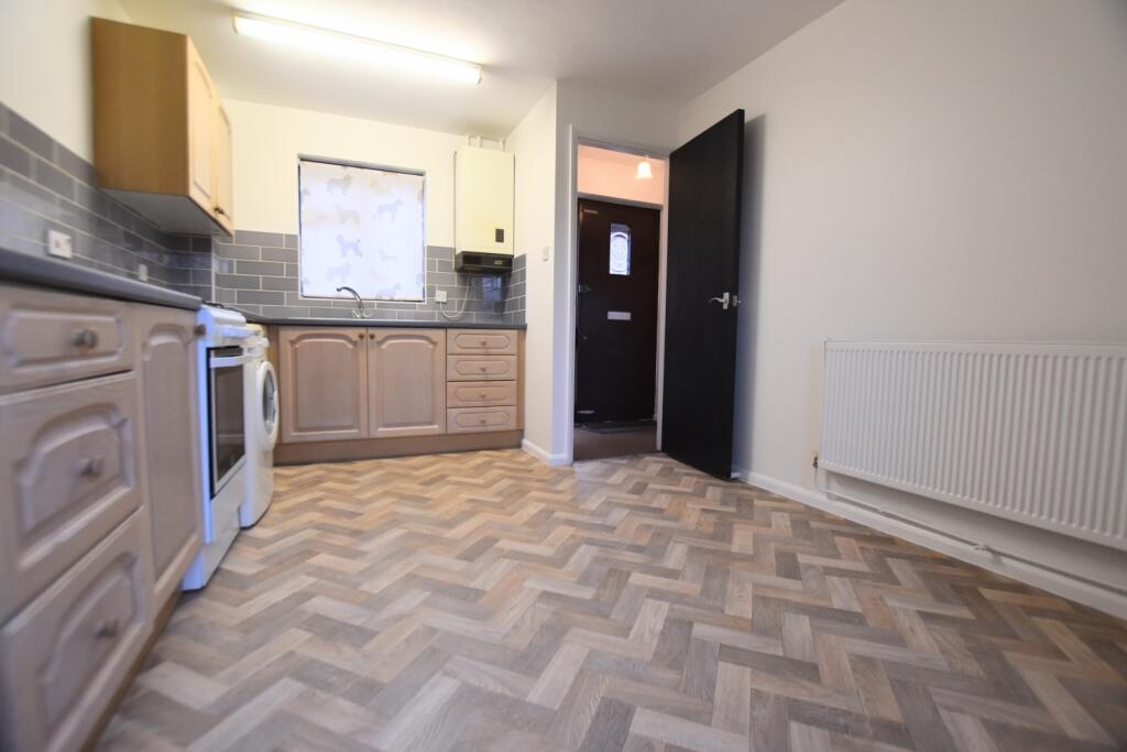 19 Goodwood kitchen 2