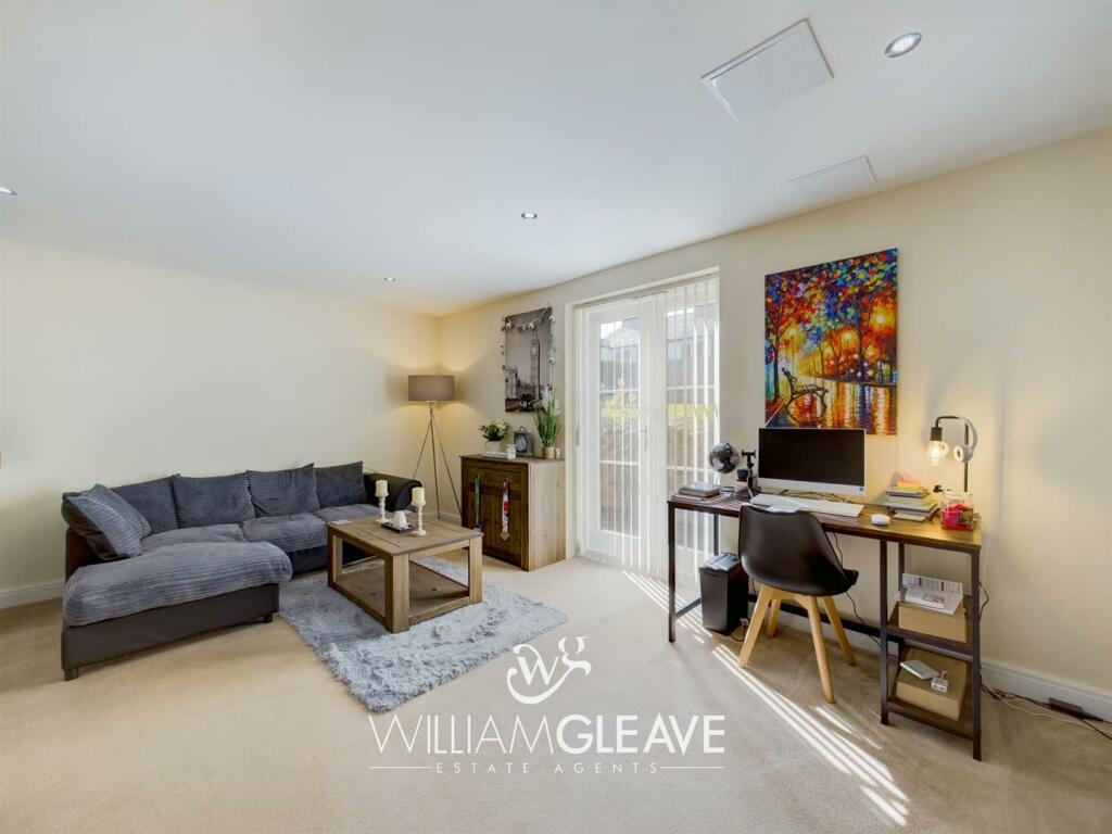 CAM01391G0-PR0071-ST