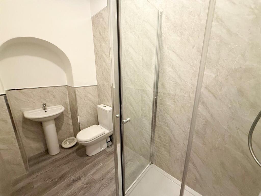 3 bed terrace, Steeton