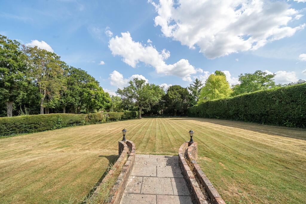 1316482-15-687a67...