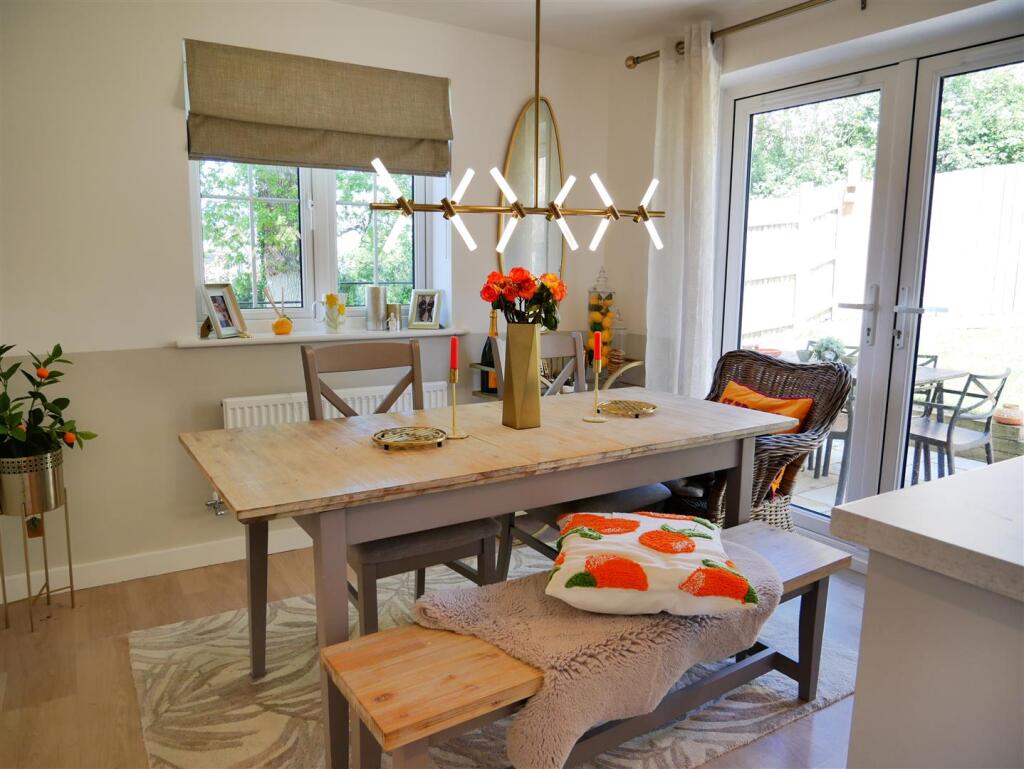 Dining Kitchen
