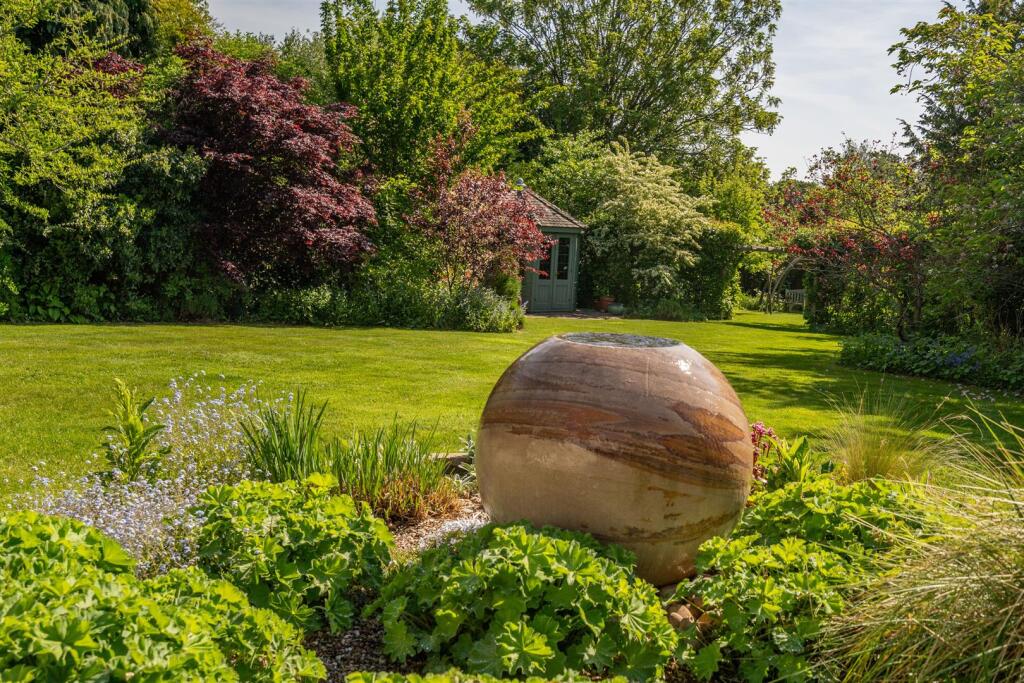 14 Brueton Avenue_5.jpg