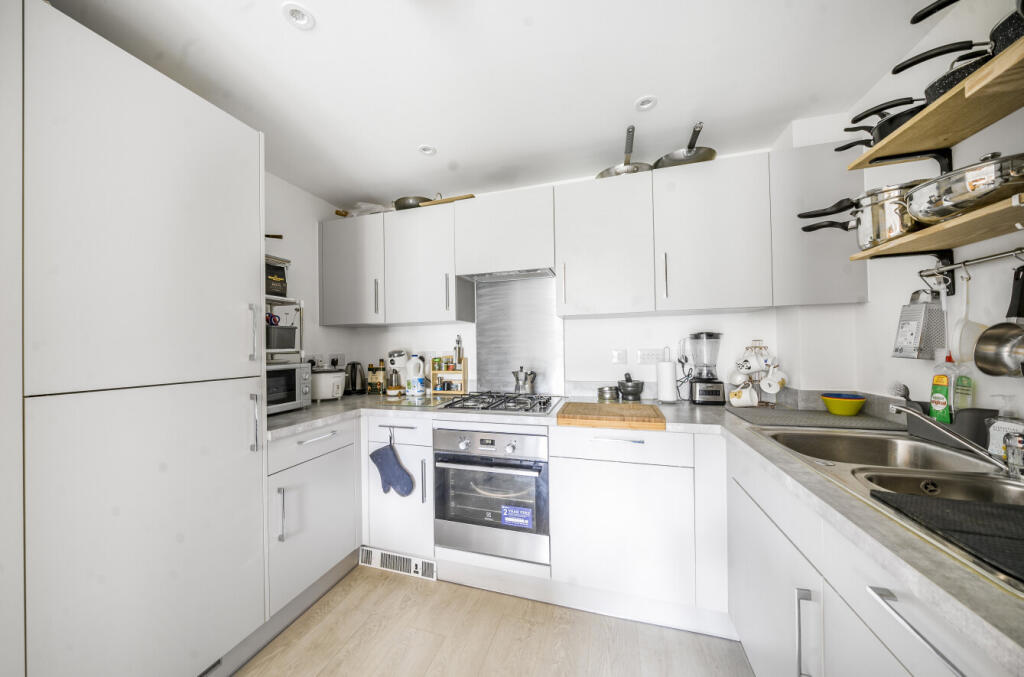 1295173-19-6825b9...