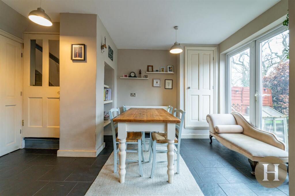 Hadleigh Estate Agents-3.jpg