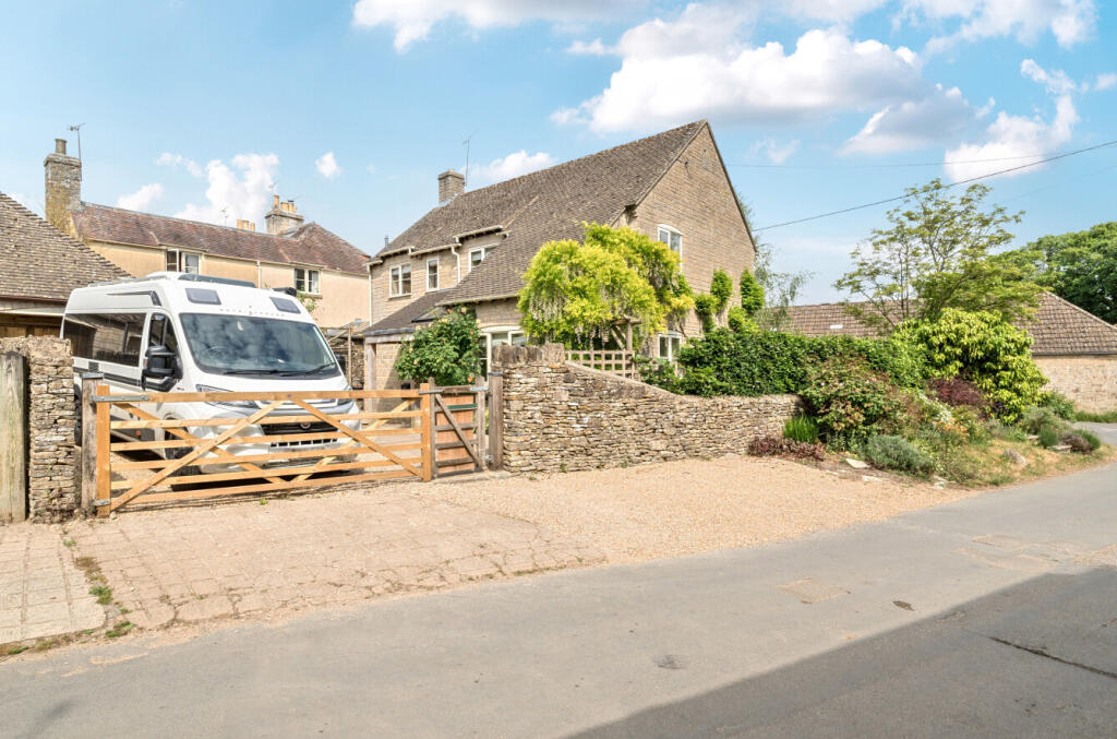 1297476-4-682f391...