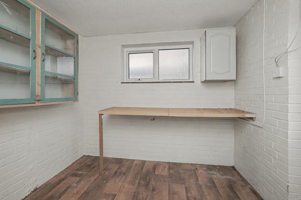 16 Elmsmead, Iden, East Sussex, TN31 7PU