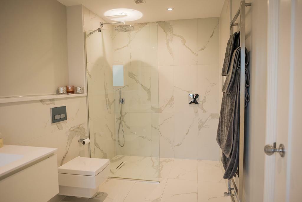 En-Suite Bath/Shower Room