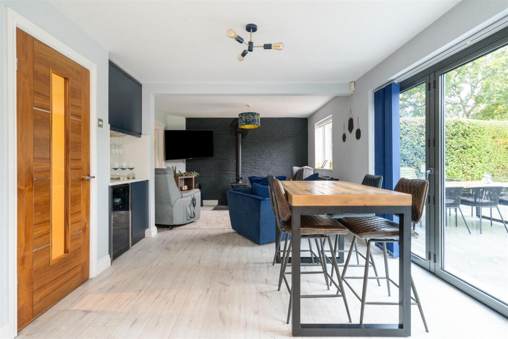 178 Dingle Lane_41.jpg