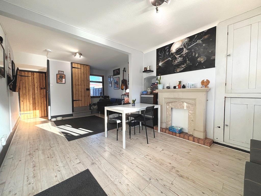 Sitting Dining Room (2).JPG