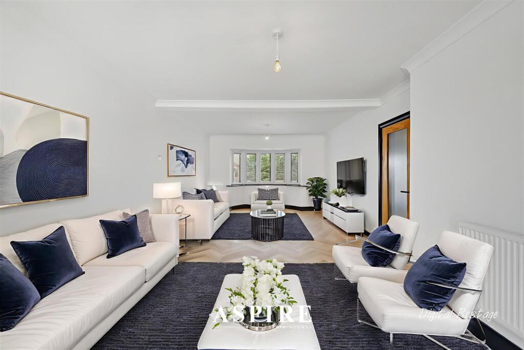Aspire Estate Agents999.jpg