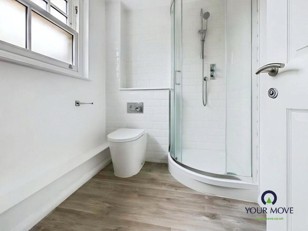 En-Suite Shower
