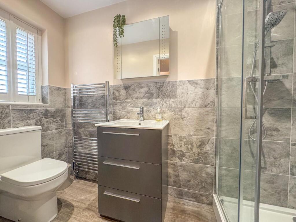 Lowes Drive - Image-10.jpg