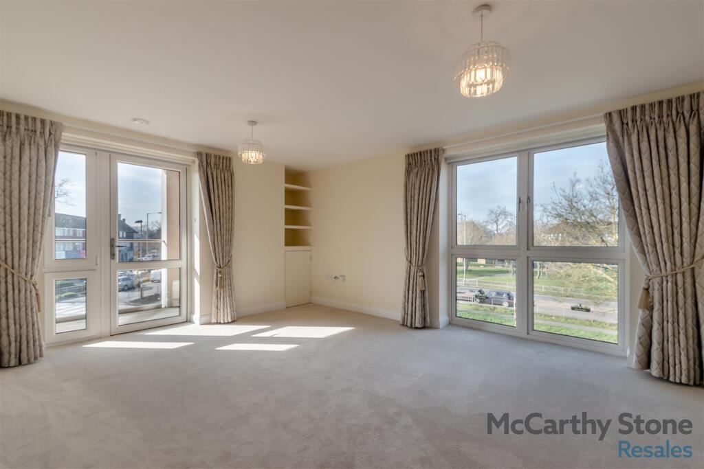 8638982-interior28.jpg