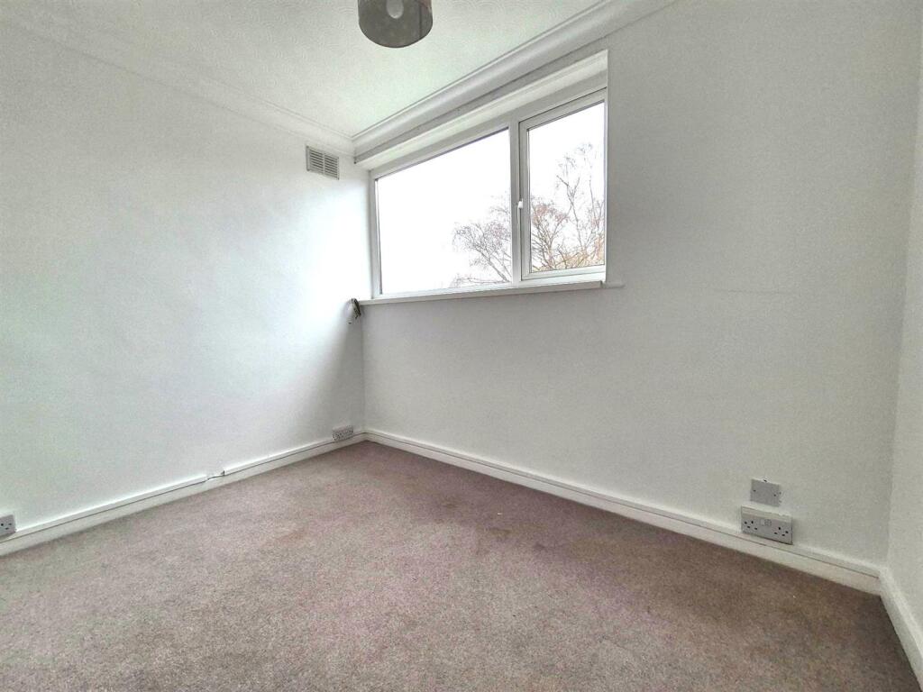 Bathroom No.2