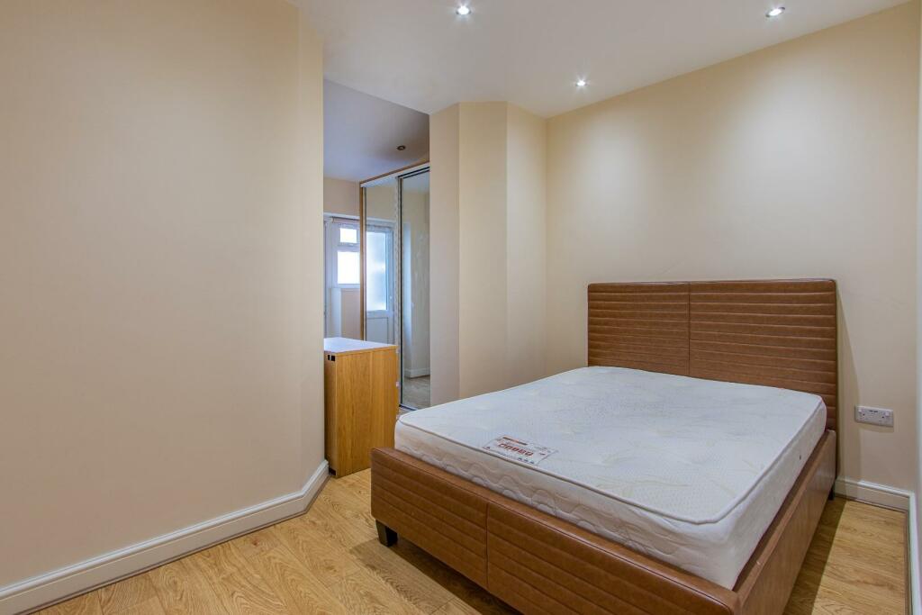 Northcote Street 13, 1-6.jpg