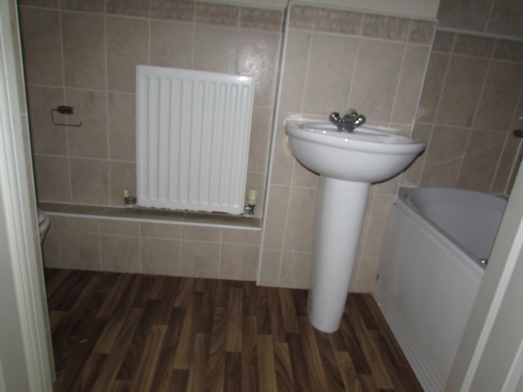 Main bathroom