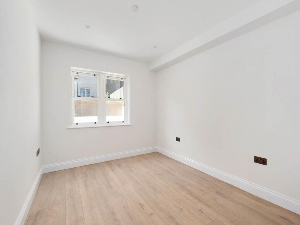 Flat 4 (2)