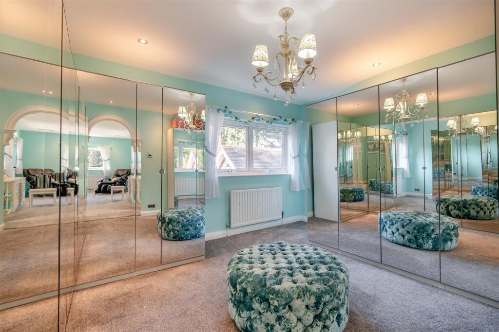 8642730-interior28.jpg