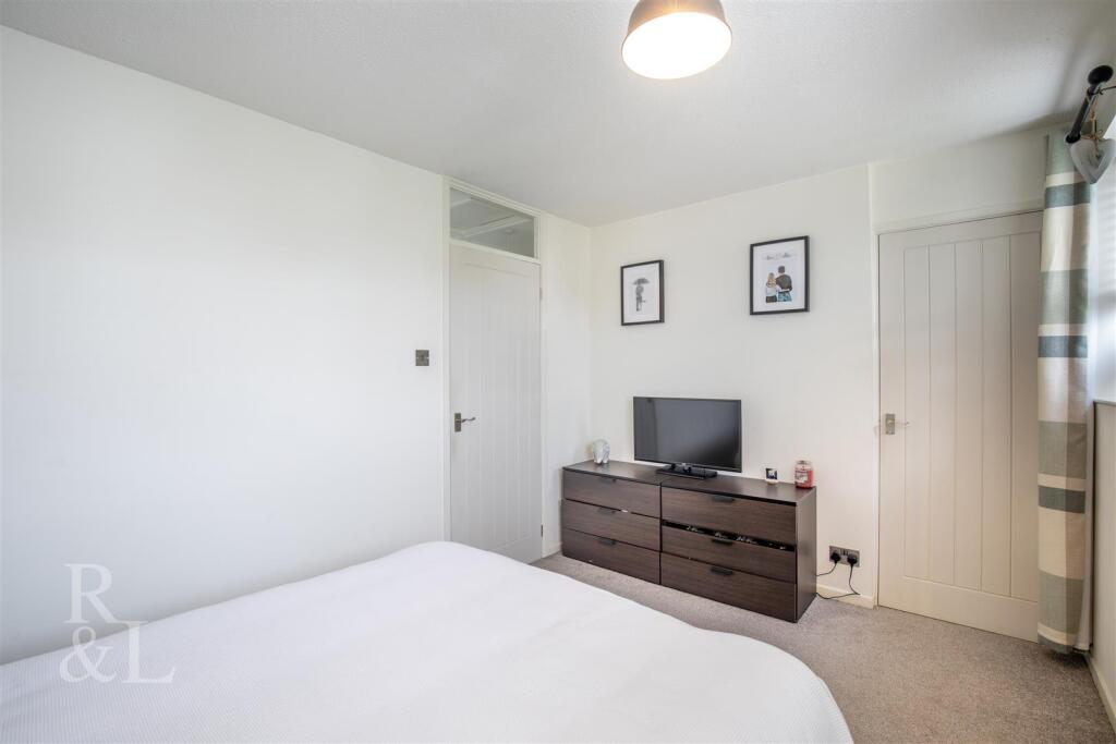 10 Partridge Drive (10).jpg