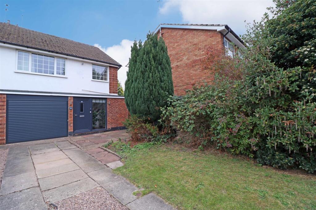 16 Vine front ext 2.jpg